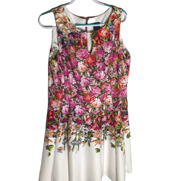 Gabby Skye Dresses & Skirts - Plus Size Women’s Floral Print Dress